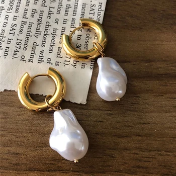 Huggie Pearl Drop auskarai Paauksuoti perlų kablio auskarai Grakštūs perlų auskarai moterims mergaitėms