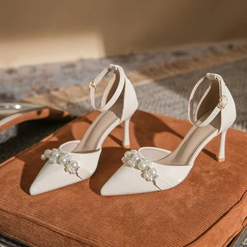 Aukštakulniai Karoliukai Moteriški smailūs kojų pirštai Stiletai Batai 2024 Prekės ženklas: Vasaros elegantiška suknelė Prabangūs sandalai Pumps Femme Zapatillas
